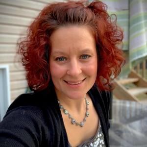 Meet your Posher, April